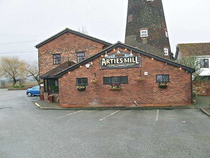 Arties Mill Hotel Brigg Buitenkant foto