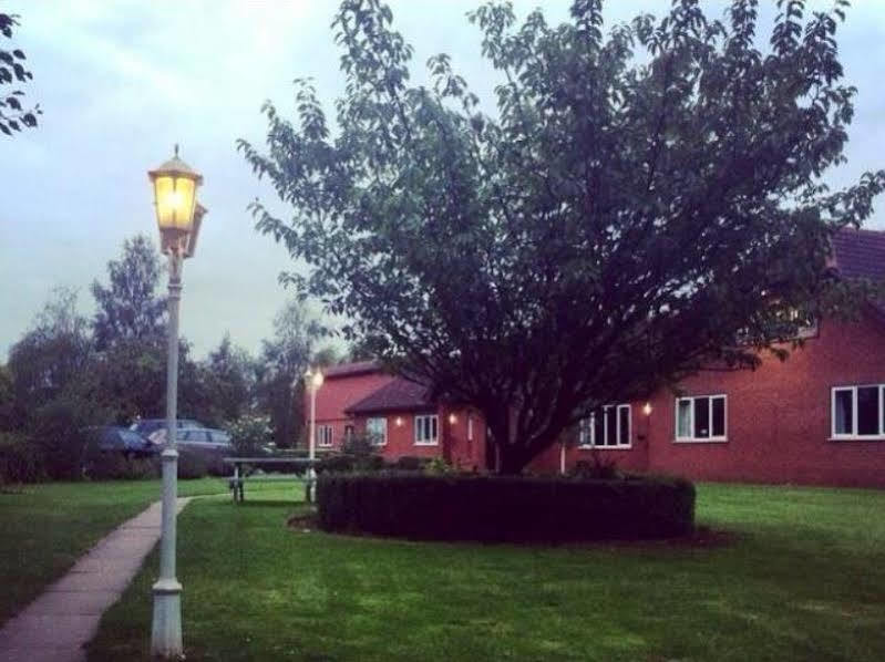 Arties Mill Hotel Brigg Buitenkant foto